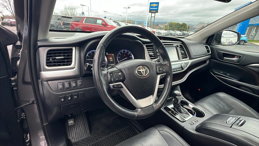 2019 Toyota Highlander Limited Platinum 2