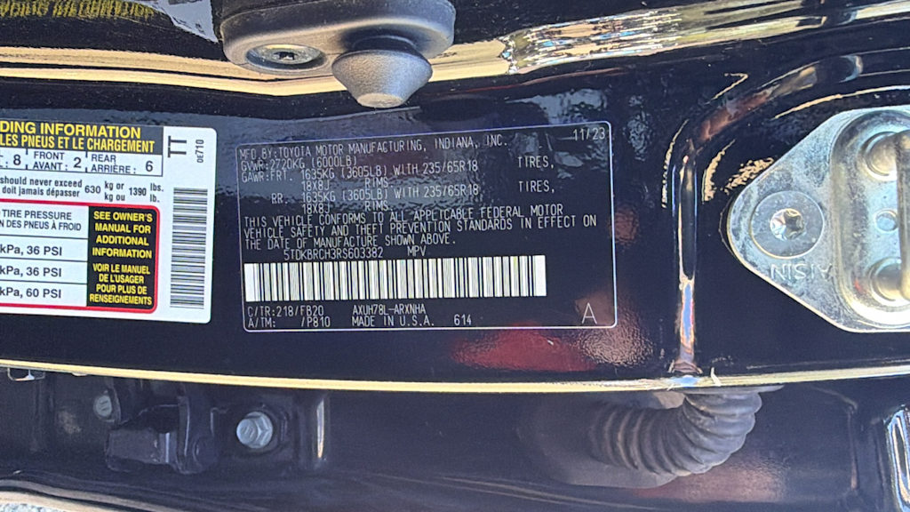 Thumbnail: 2024 Toyota Highlander - 17