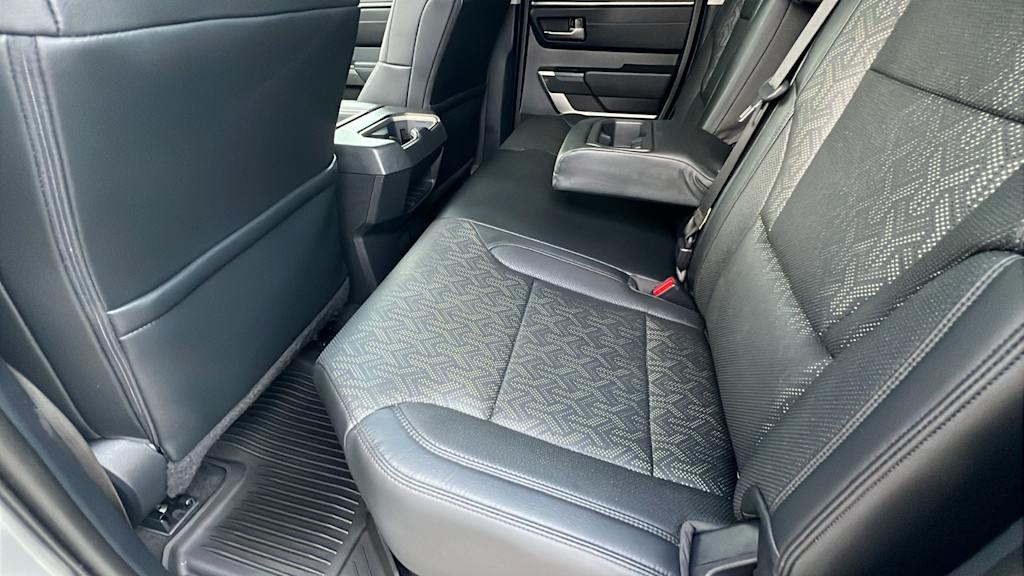 Thumbnail: 2022 Toyota Tundra - 12