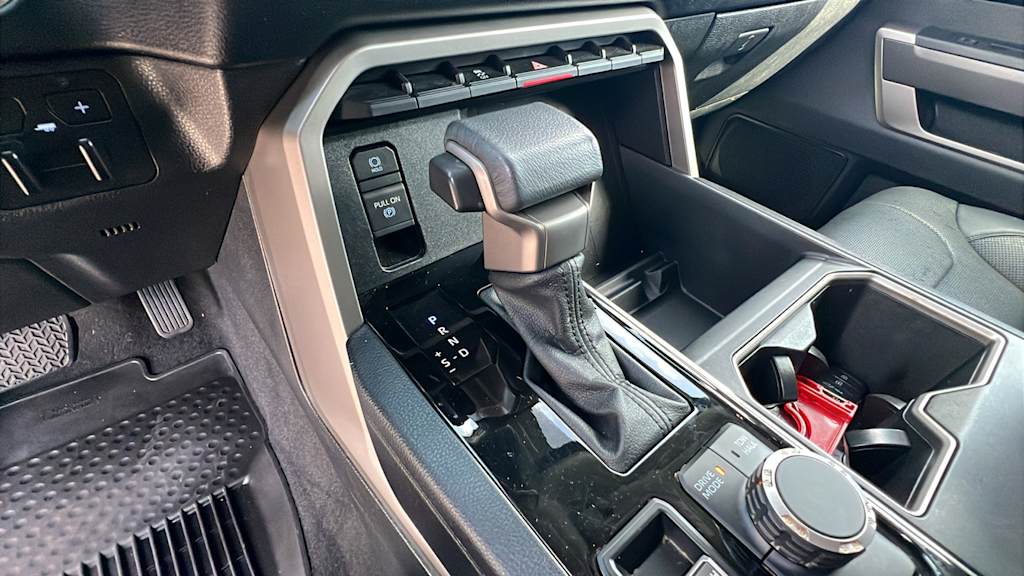 Thumbnail: 2022 Toyota Tundra - 15