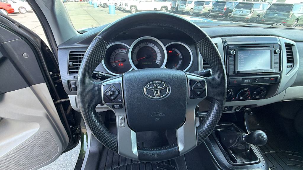 Thumbnail: 2014 Toyota Tacoma - 8