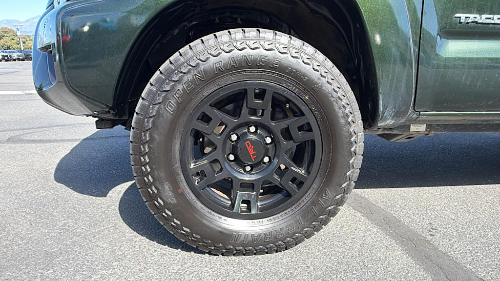 Thumbnail: 2014 Toyota Tacoma - 7
