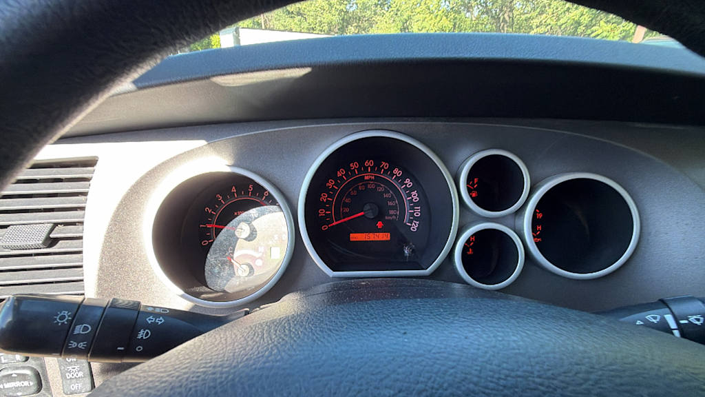 Thumbnail: 2012 Toyota Tundra - 20