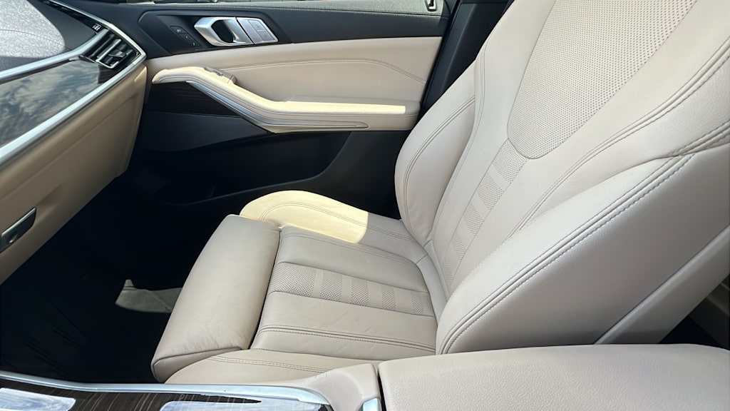 Thumbnail: 2021 BMW X7 - 11