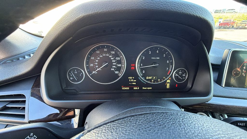 Thumbnail: 2014 BMW X5 - 15