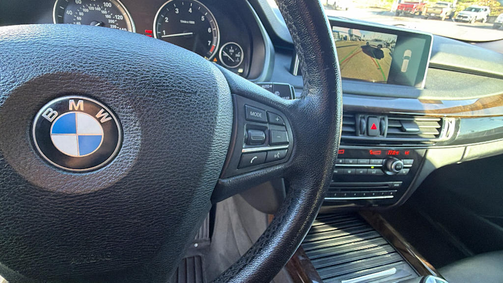 Thumbnail: 2014 BMW X5 - 26