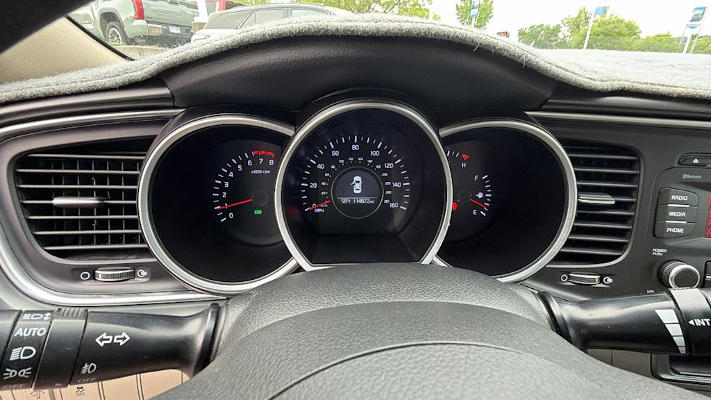 Thumbnail: 2015 Kia Optima - 16