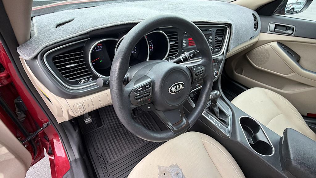 Thumbnail: 2015 Kia Optima - 2