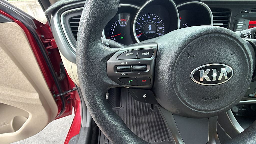 Thumbnail: 2015 Kia Optima - 25