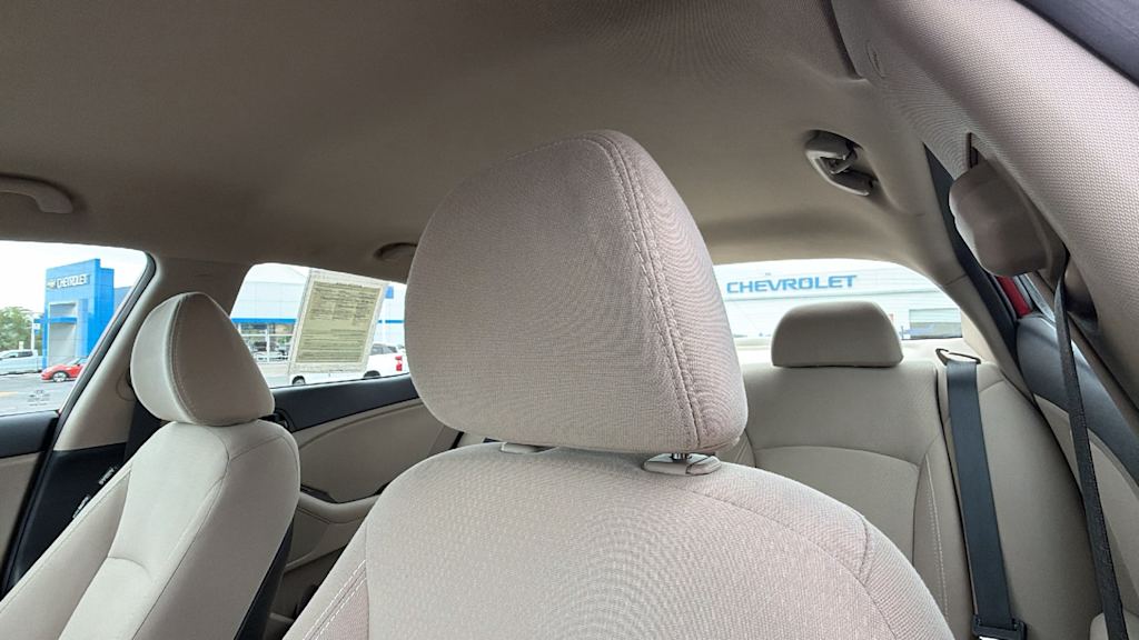 Thumbnail: 2015 Kia Optima - 9