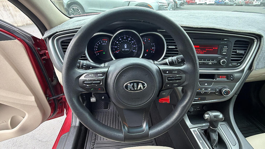 Thumbnail: 2015 Kia Optima - 12