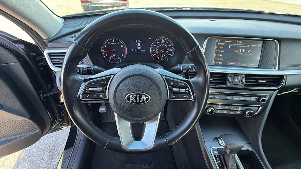 Thumbnail: 2020 Kia Optima - 8