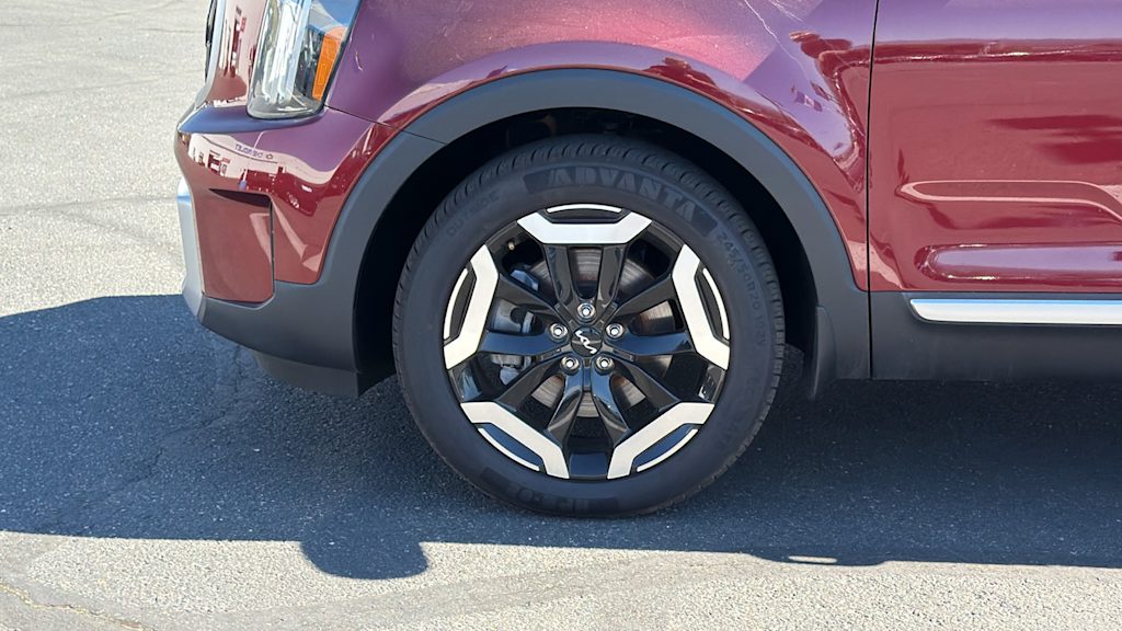 Thumbnail: 2023 Kia Telluride - 8