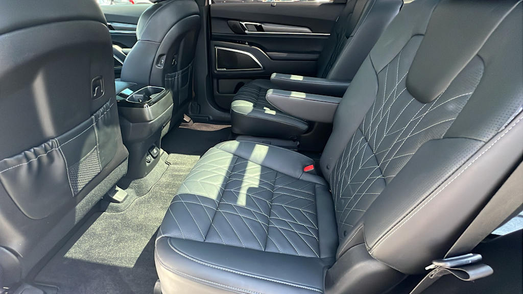 2024 Kia Telluride SX 12