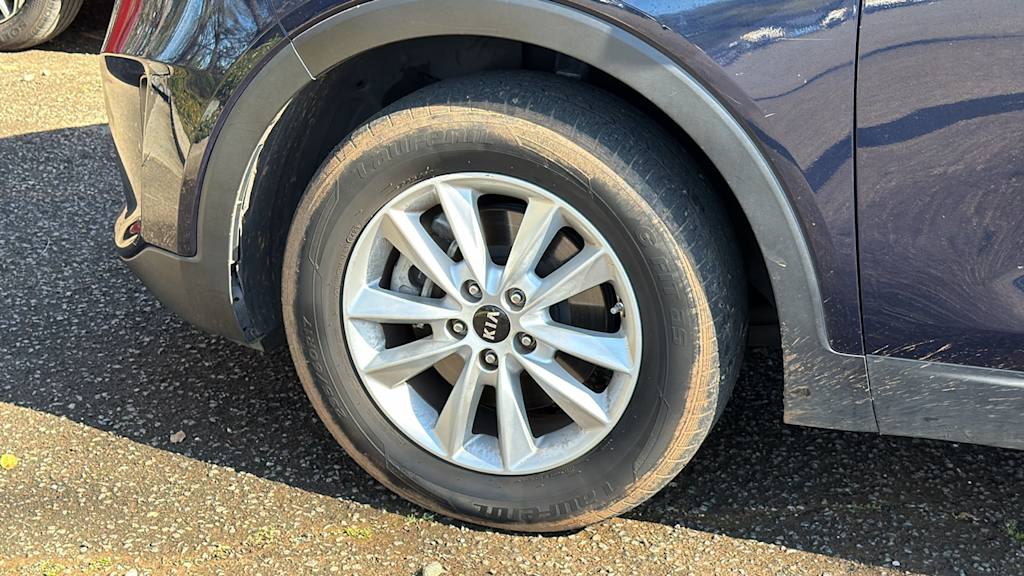 Thumbnail: 2019 Kia Sorento - 7