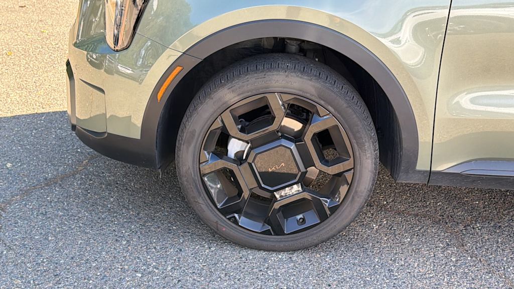 Thumbnail: 2025 Kia Sorento - 8