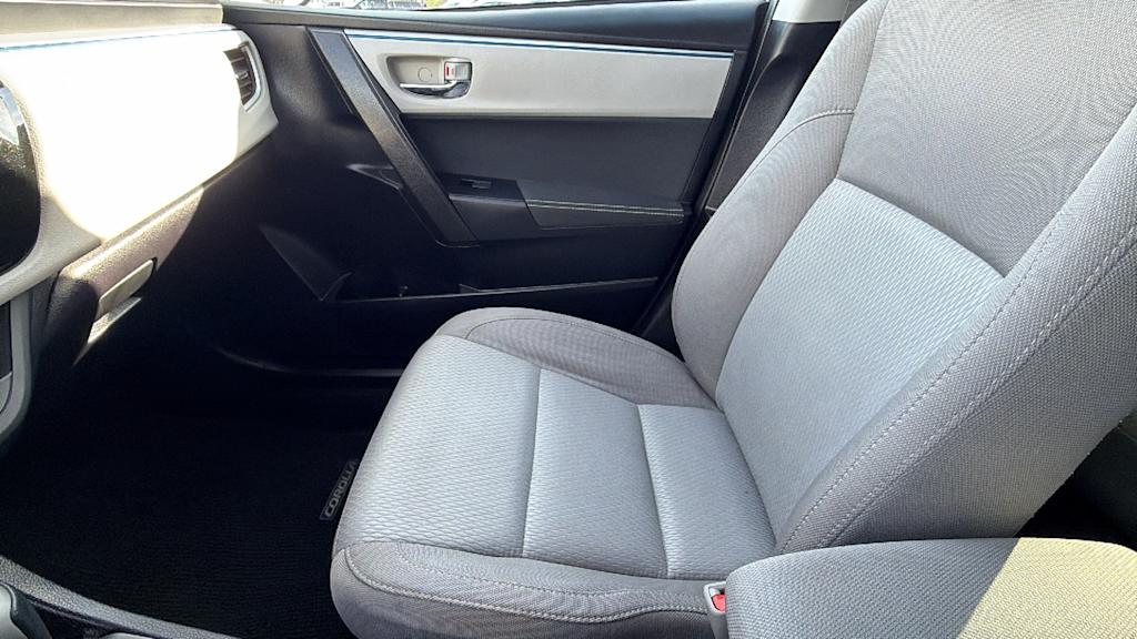 Thumbnail: 2016 Toyota Corolla - 10