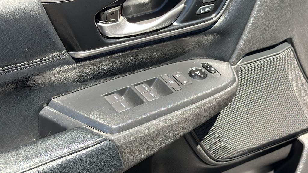 Thumbnail: 2018 Honda CR-V - 28