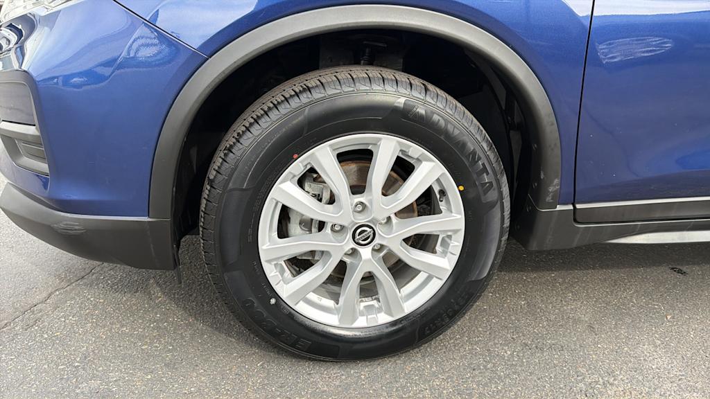 Thumbnail: 2020 Nissan Rogue - 8