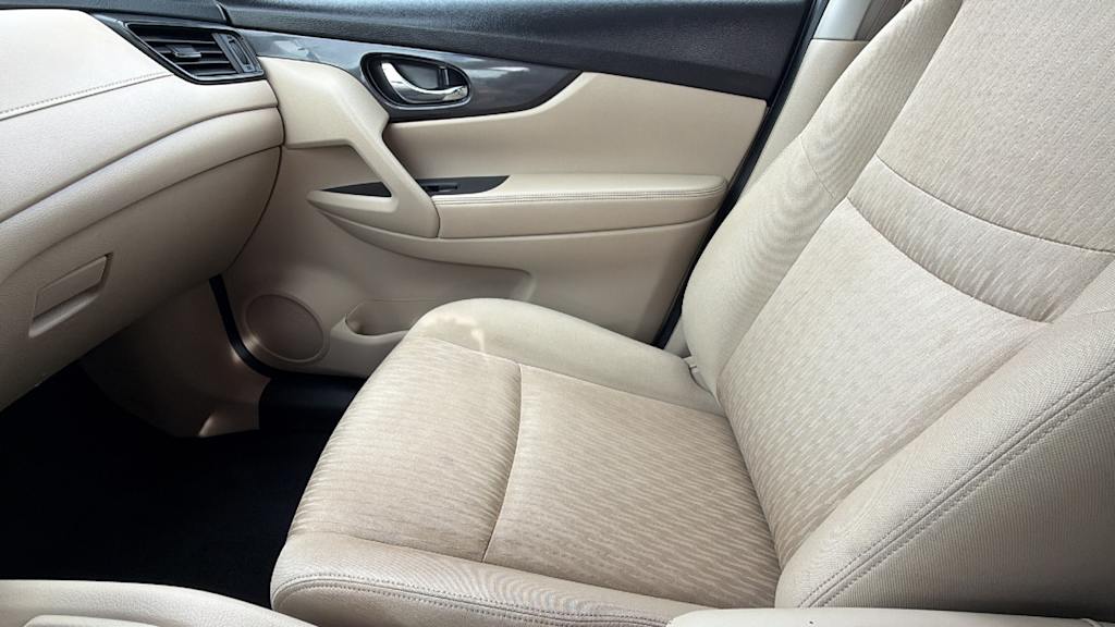 Thumbnail: 2020 Nissan Rogue - 11