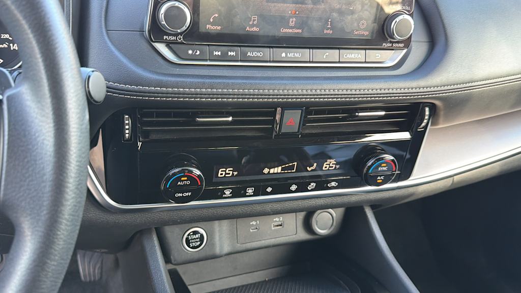 Thumbnail: 2021 Nissan Rogue - 12