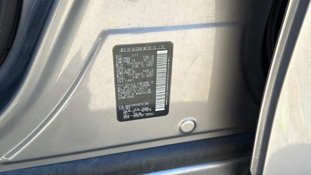 Thumbnail: 2011 INFINITI QX56 - 17