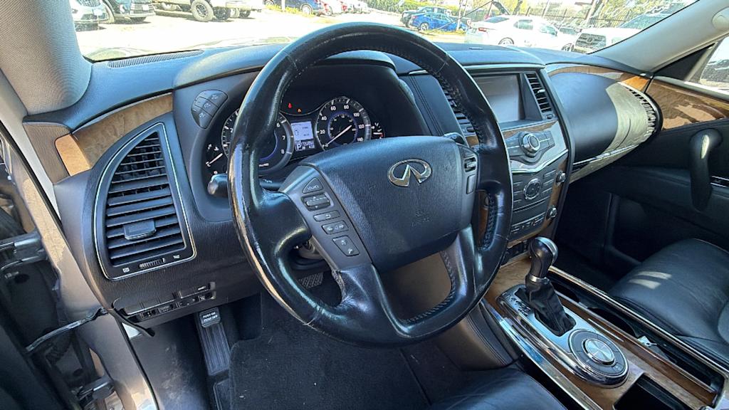 Thumbnail: 2011 INFINITI QX56 - 2