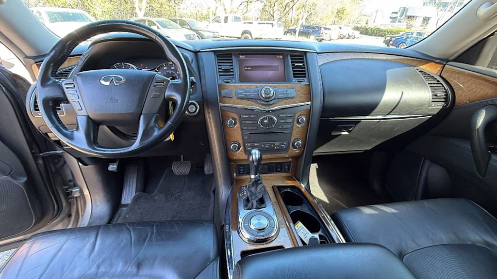 Thumbnail: 2011 INFINITI QX56 - 12