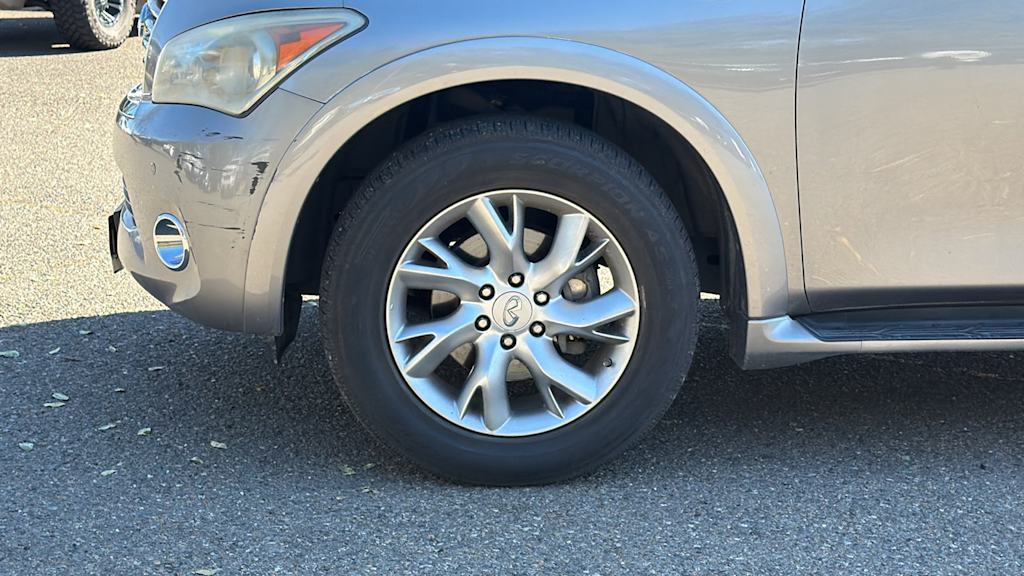 Thumbnail: 2011 INFINITI QX56 - 8