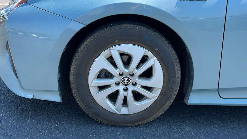 2017 Toyota Prius One 8