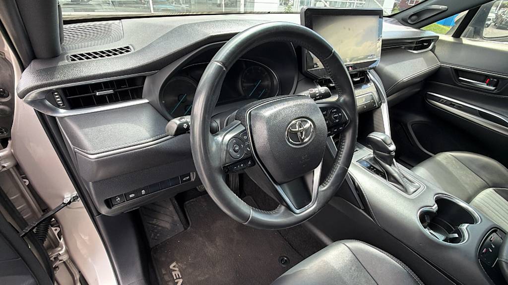 Thumbnail: 2021 Toyota Venza - 2