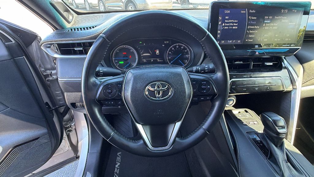 Thumbnail: 2021 Toyota Venza - 9