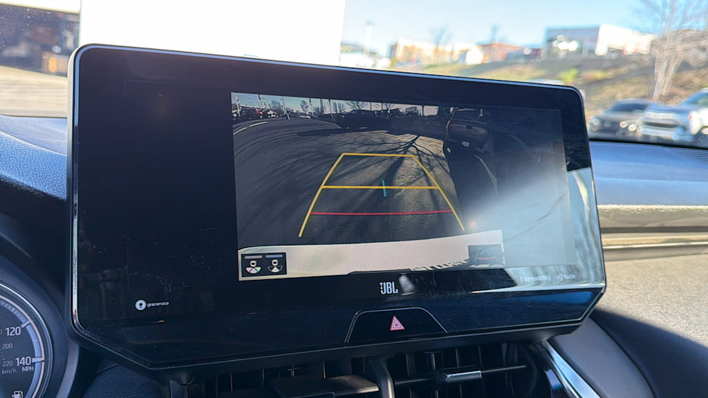 Thumbnail: 2021 Toyota Venza - 22