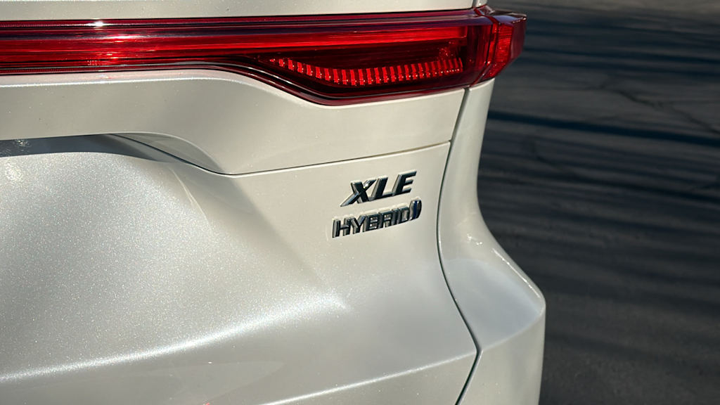 Thumbnail: 2021 Toyota Venza - 7