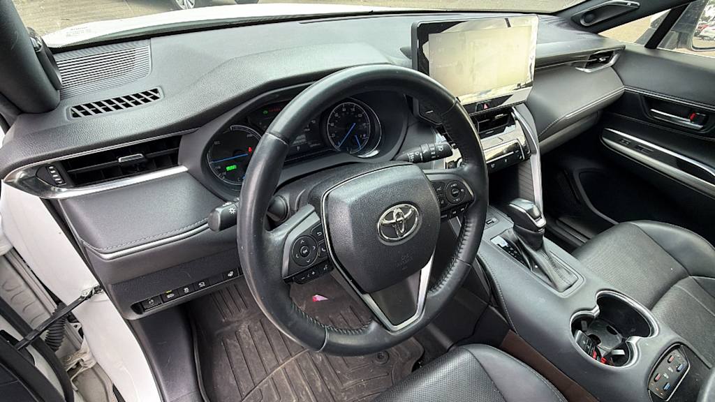 Thumbnail: 2022 Toyota Venza - 2