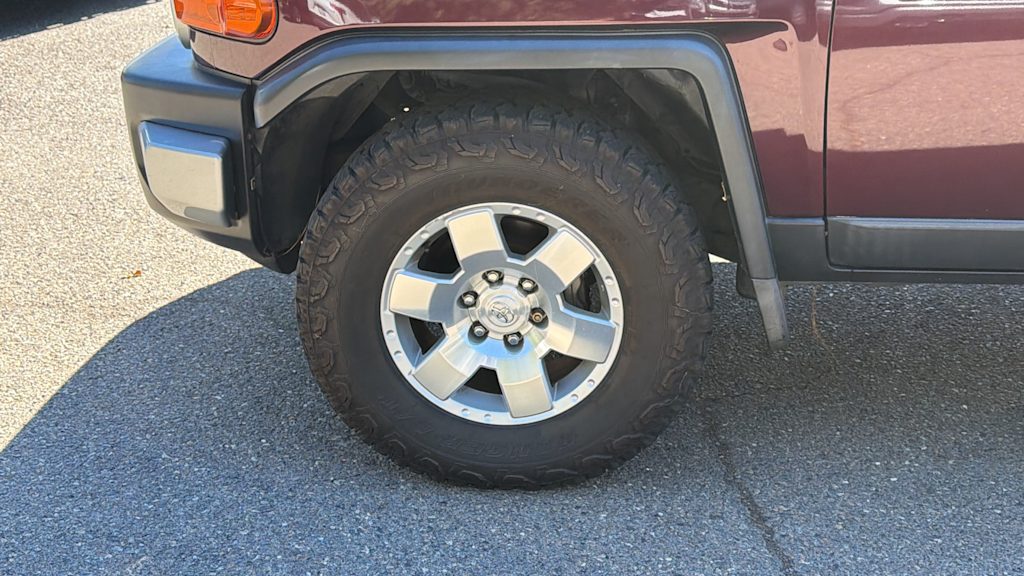 Thumbnail: 2007 Toyota FJ Cruiser - 7