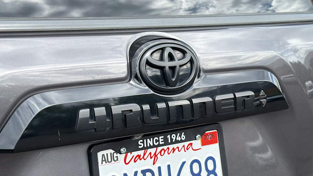 Thumbnail: 2021 Toyota 4Runner - 7
