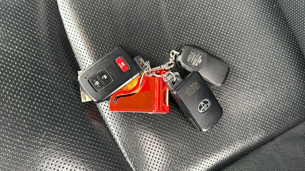 Thumbnail: 2021 Toyota 4Runner - 14