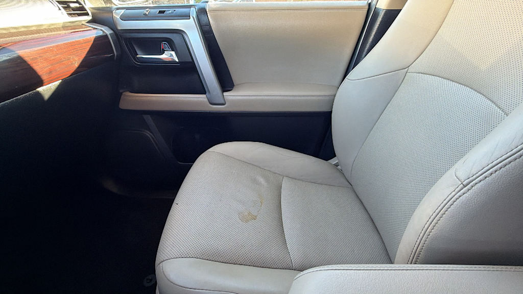 Thumbnail: 2016 Toyota 4Runner - 10