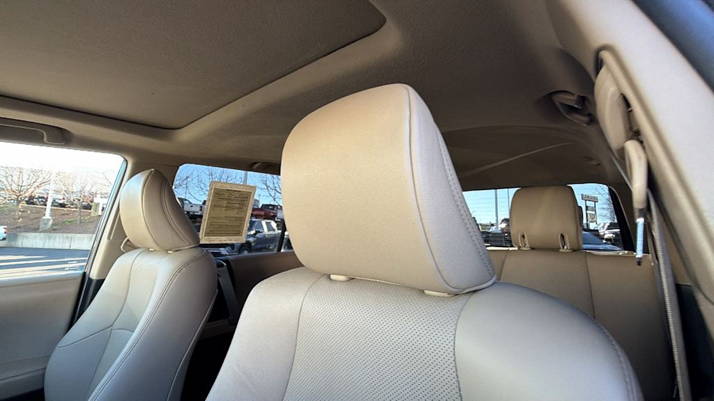 Thumbnail: 2016 Toyota 4Runner - 9