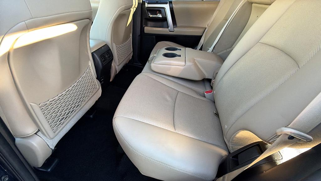 Thumbnail: 2016 Toyota 4Runner - 11