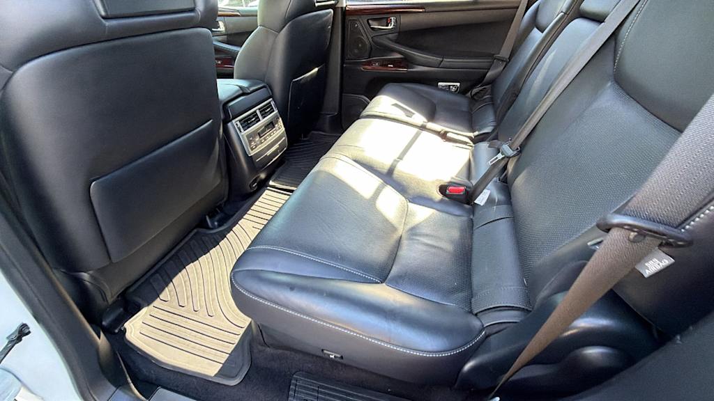 Thumbnail: 2015 Lexus LX - 10