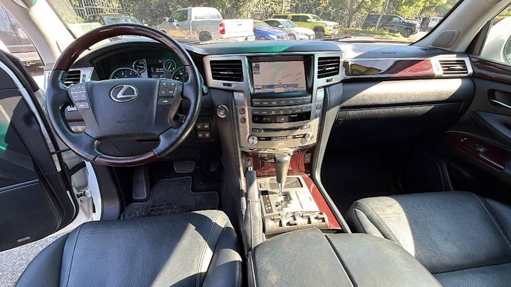 Thumbnail: 2015 Lexus LX - 11