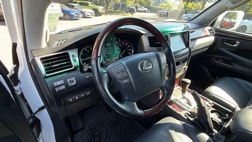 Thumbnail: 2015 Lexus LX - 2