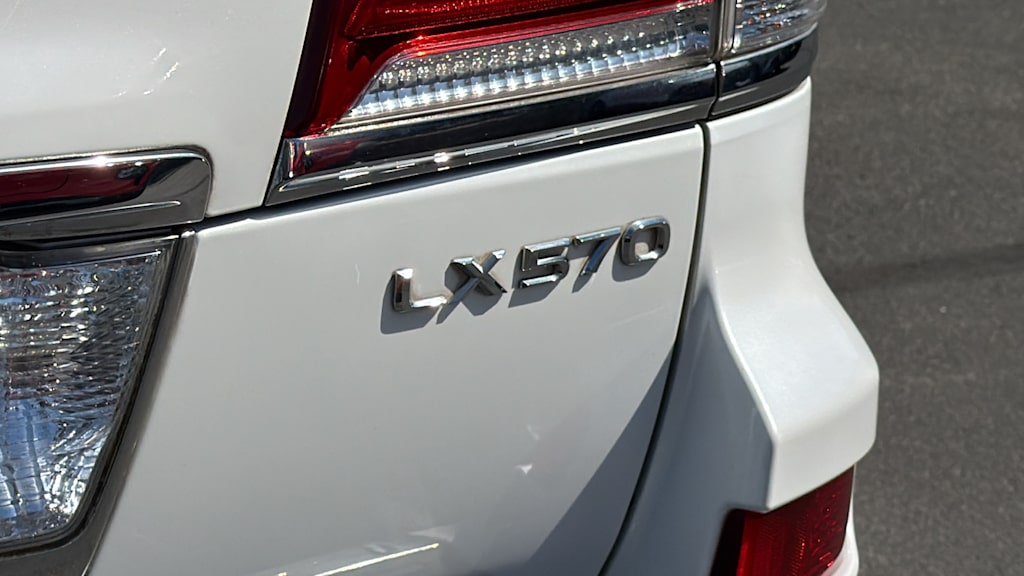 Thumbnail: 2015 Lexus LX - 7