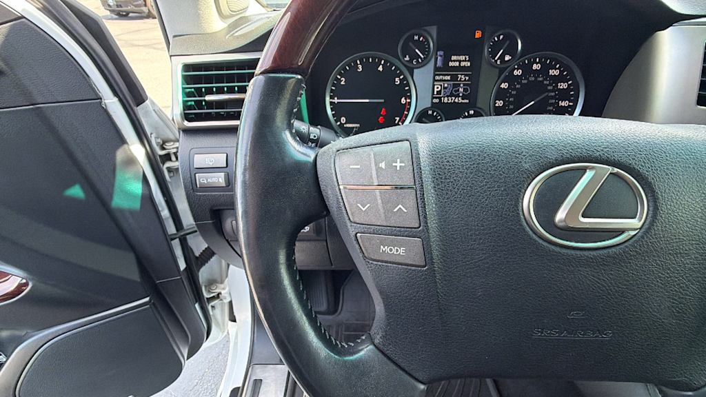 Thumbnail: 2015 Lexus LX - 14
