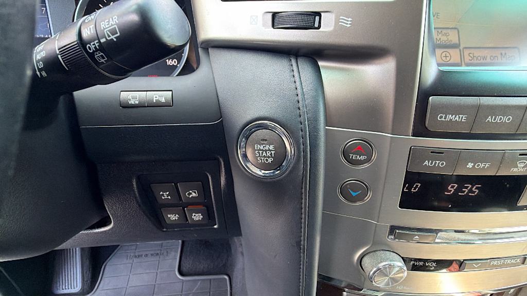Thumbnail: 2015 Lexus LX - 9