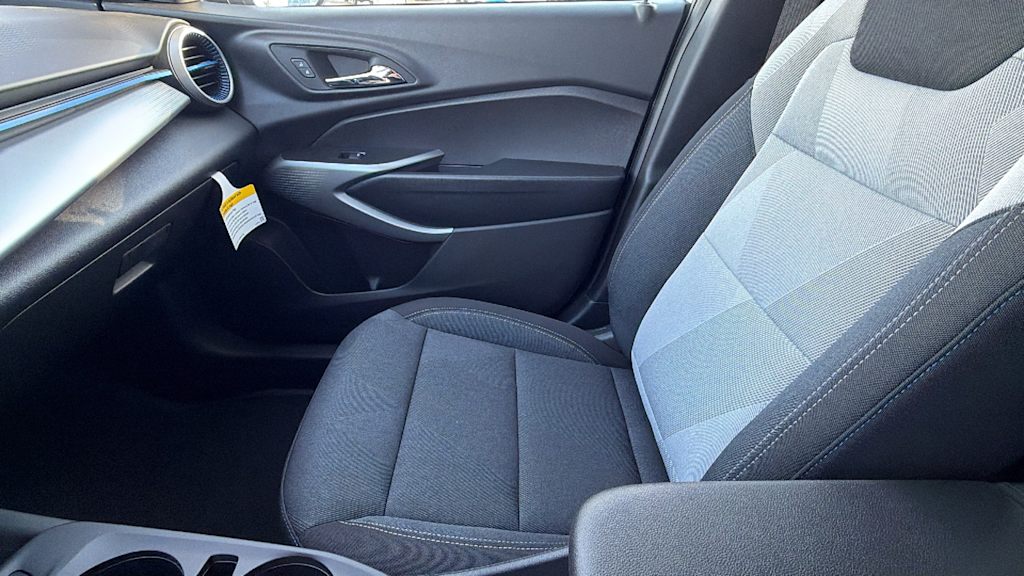 Thumbnail: 2026 Chevrolet Trax - 11