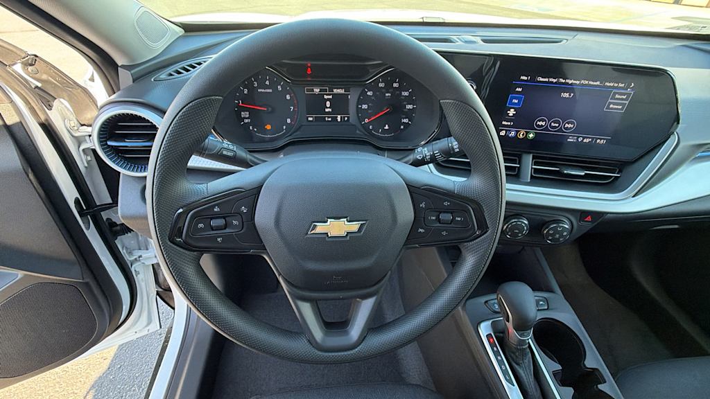 Thumbnail: 2026 Chevrolet Trax - 13