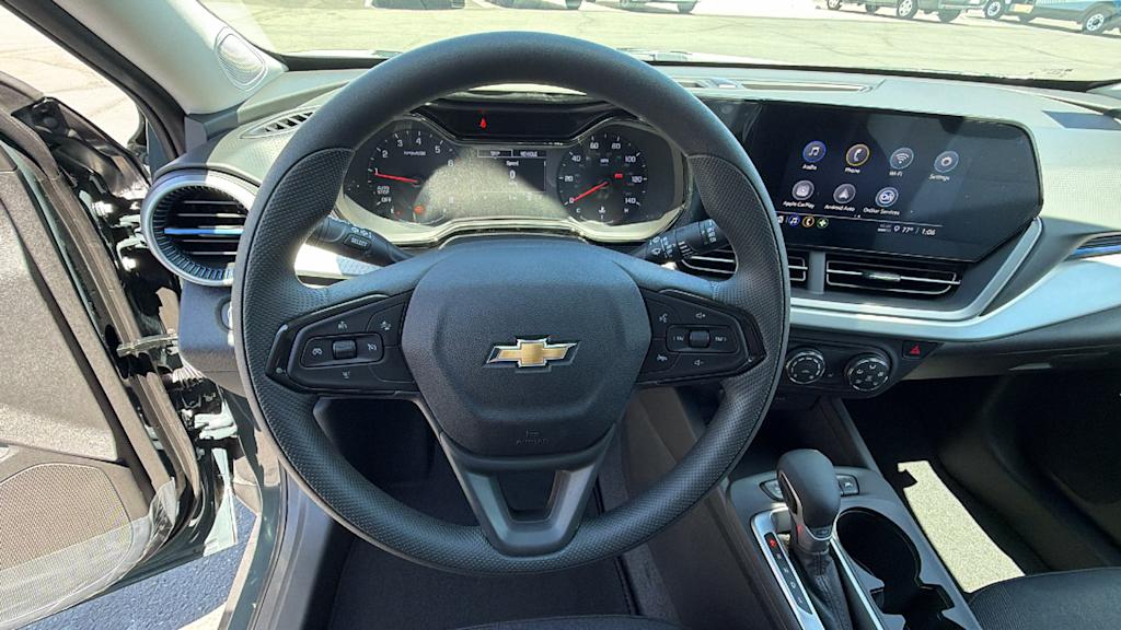 Thumbnail: 2026 Chevrolet Trax - 13